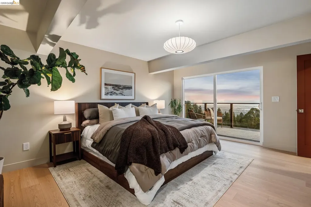 1328 Summit Road Berkeley CA 94708
