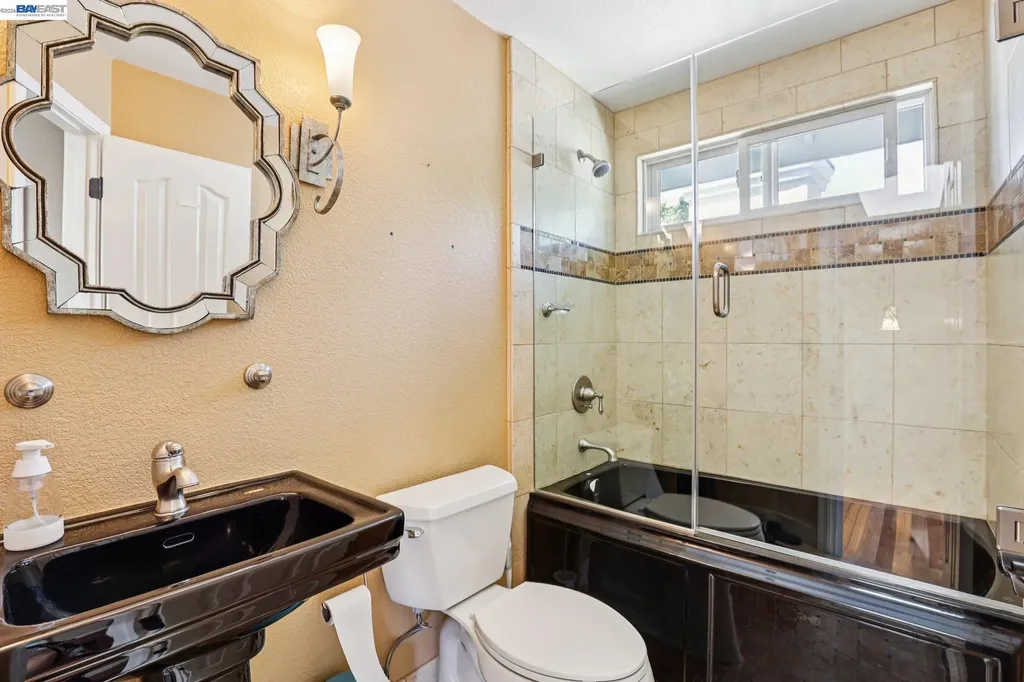 1095 Canyon Hills Road San Ramon CA 94582