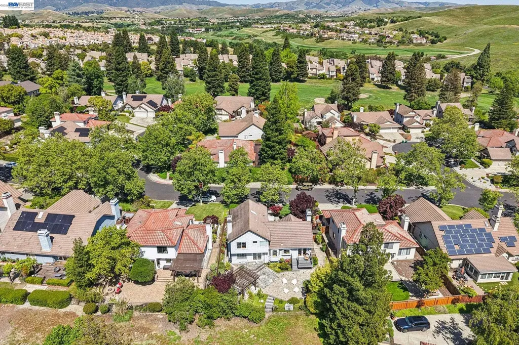 1095 Canyon Hills Road San Ramon CA 94582