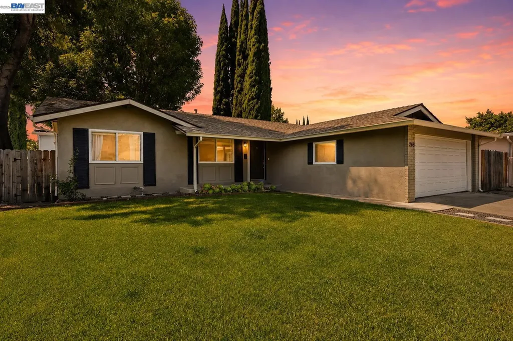 266 Stonyford Drive Vacaville CA 95687