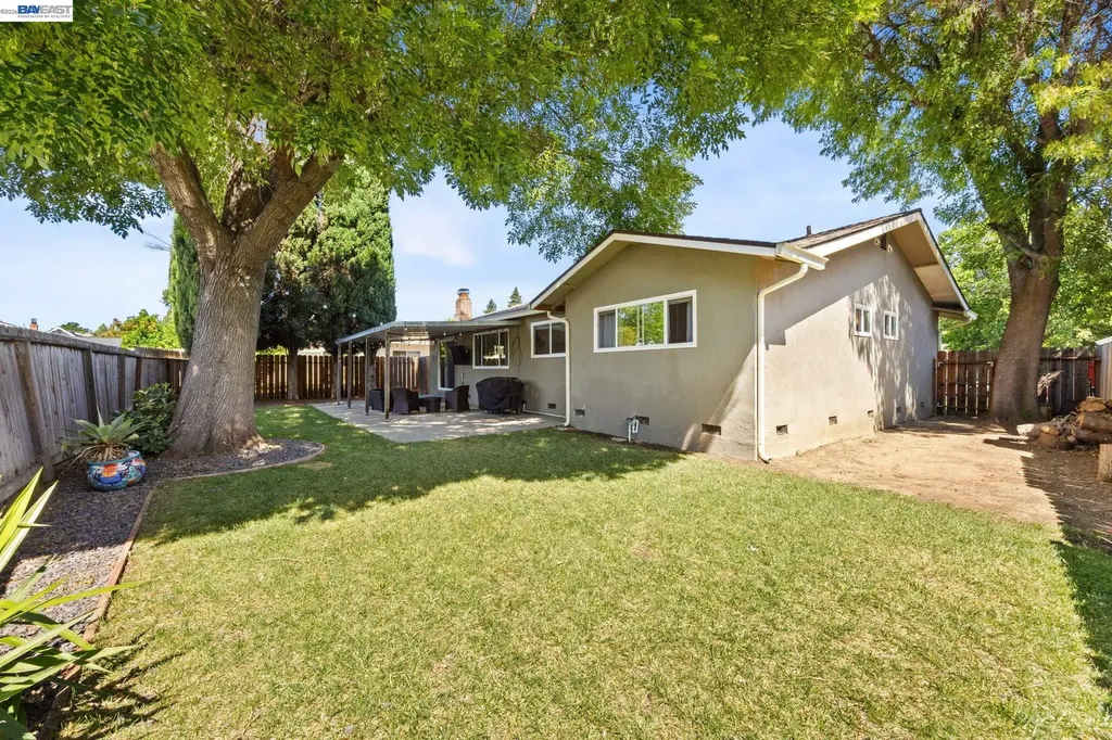 266 Stonyford Drive Vacaville CA 95687