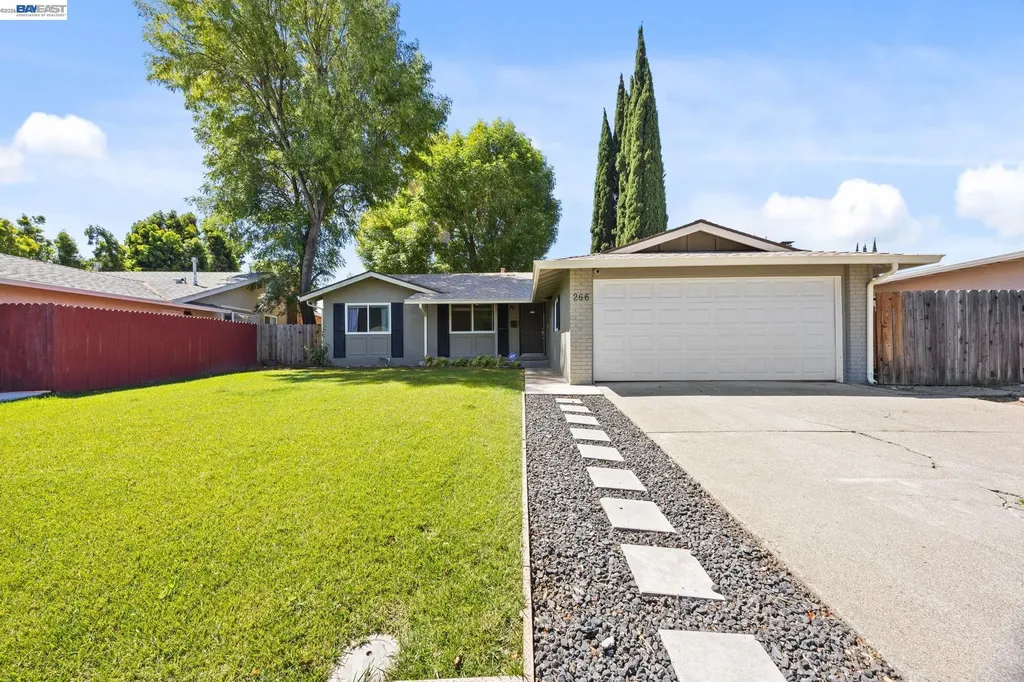 266 Stonyford Drive Vacaville CA 95687