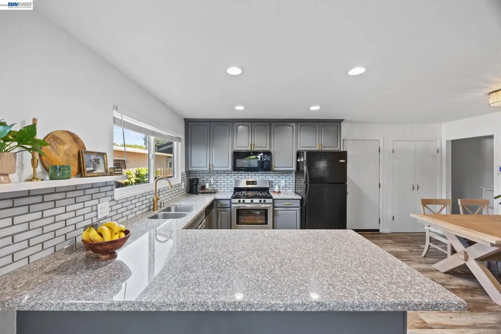 266 Stonyford Drive Vacaville CA 95687