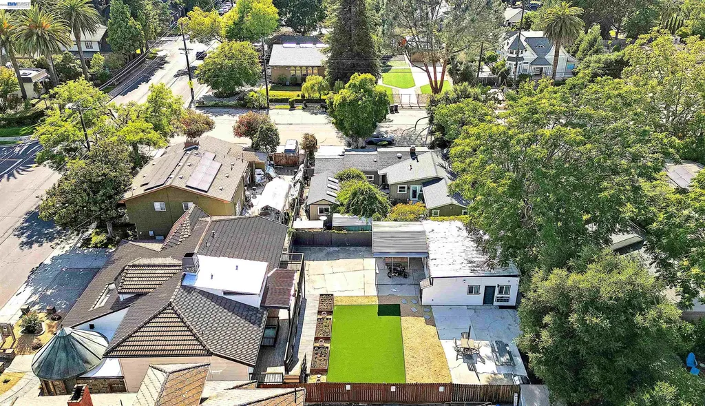 1932 College Avenue Livermore CA 94550
