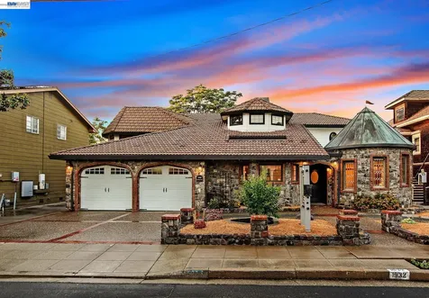 1932 College Avenue Livermore CA 94550
