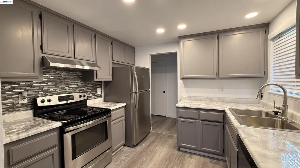 460 Lisa Ann Street Bay Point CA 94565