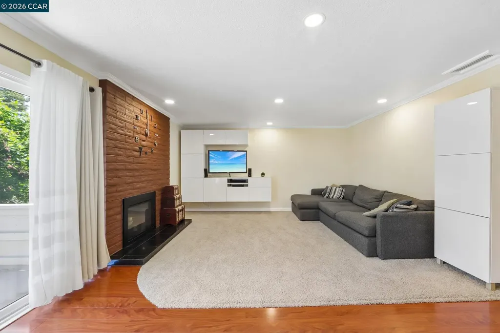 825 Oak Grove Road Concord CA 94518