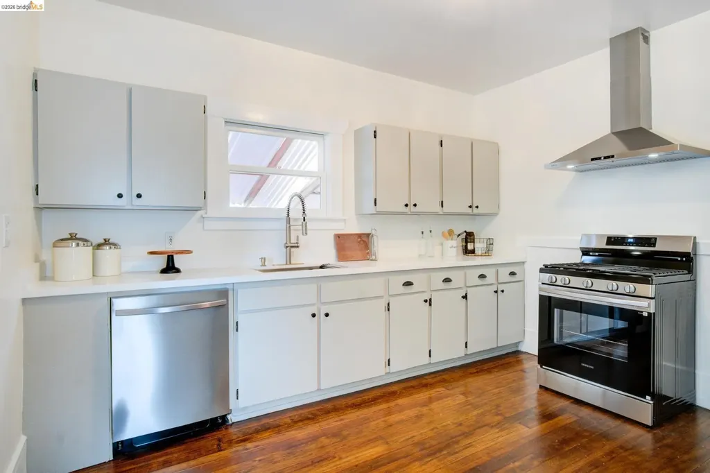 1068 66th Street Oakland CA 94608