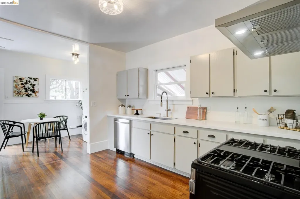 1068 66th Street Oakland CA 94608