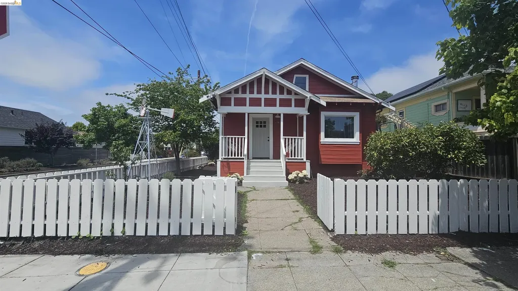 1068 66th Street Oakland CA 94608