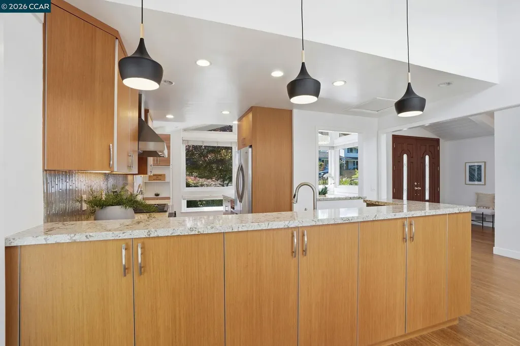 260 Corliss Drive Moraga CA 94556