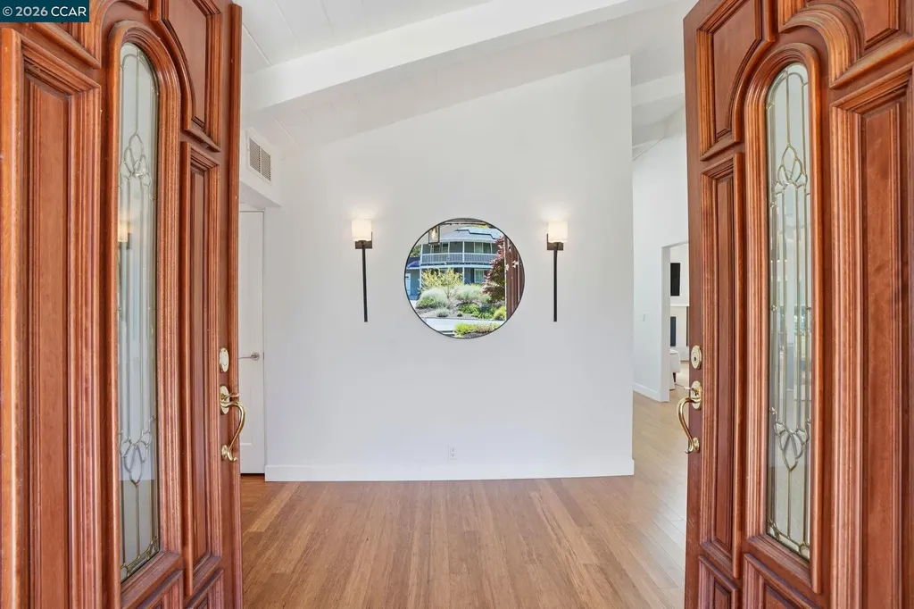 260 Corliss Drive Moraga CA 94556