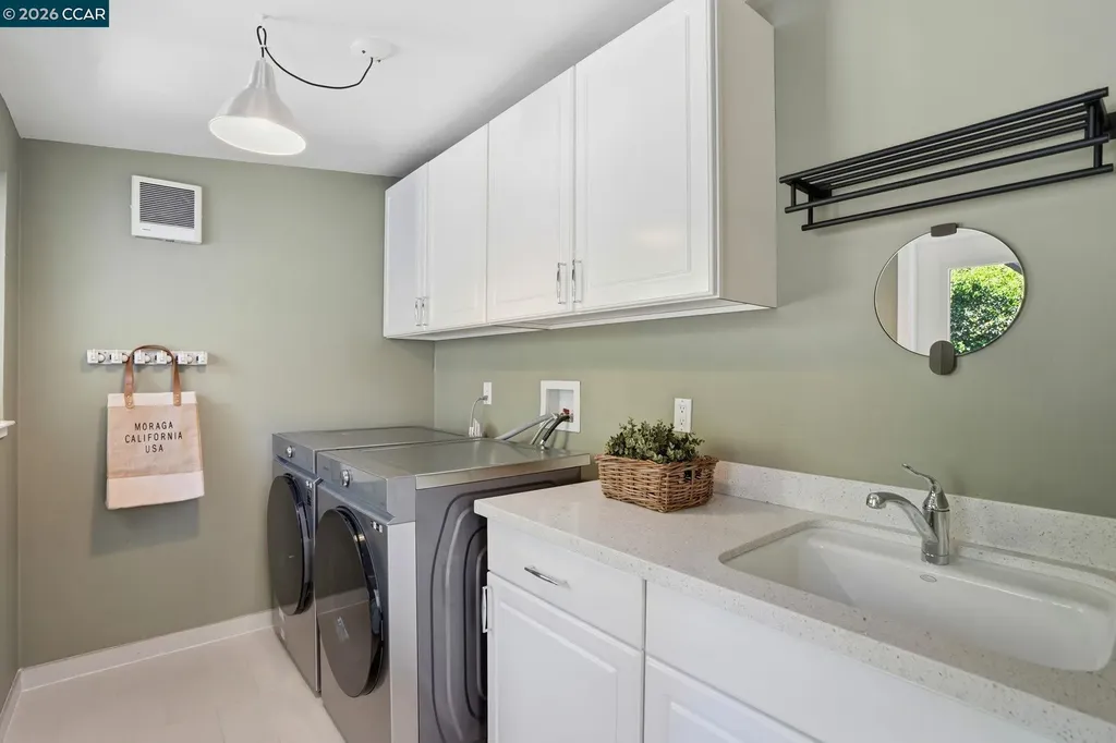 260 Corliss Drive Moraga CA 94556