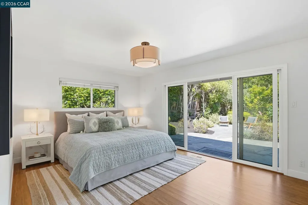 260 Corliss Drive Moraga CA 94556