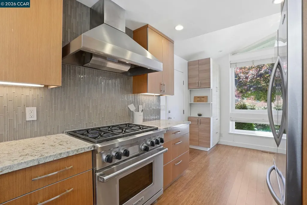 260 Corliss Drive Moraga CA 94556