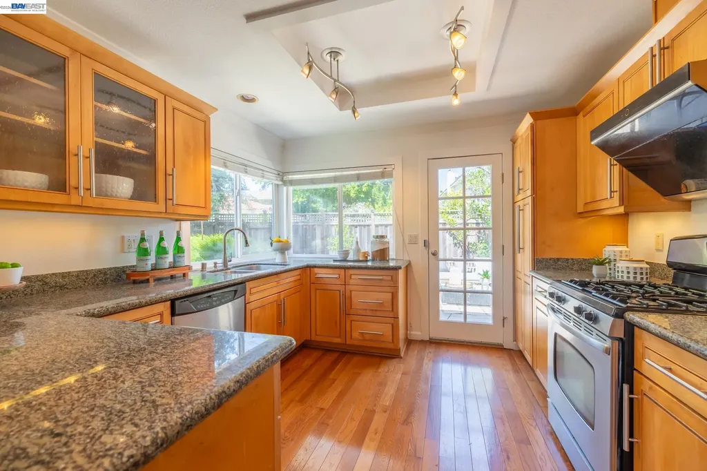 6713 Elm Court Dublin CA 94568