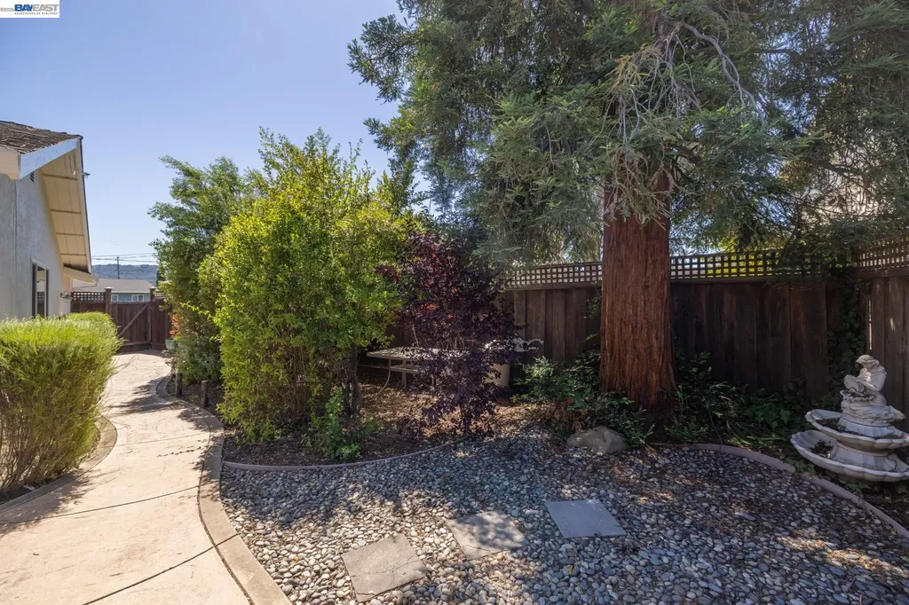 6713 Elm Court Dublin CA 94568