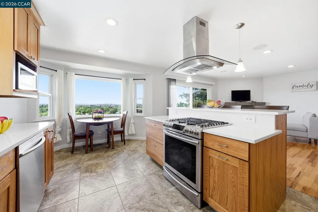 265 Toledo Court Vallejo CA 94591