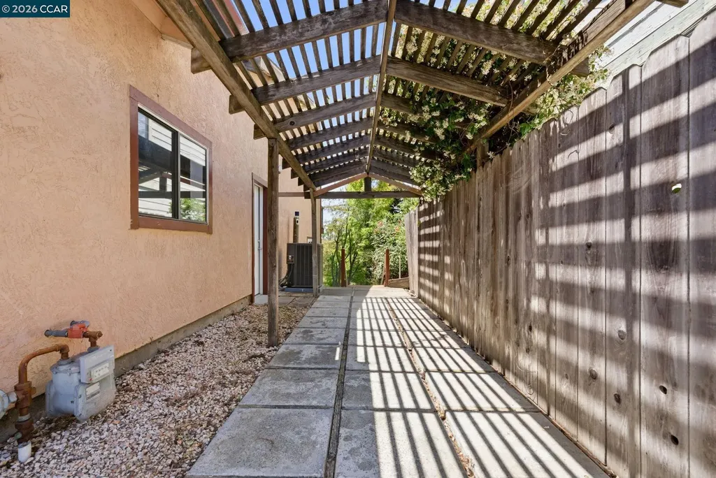265 Toledo Court Vallejo CA 94591