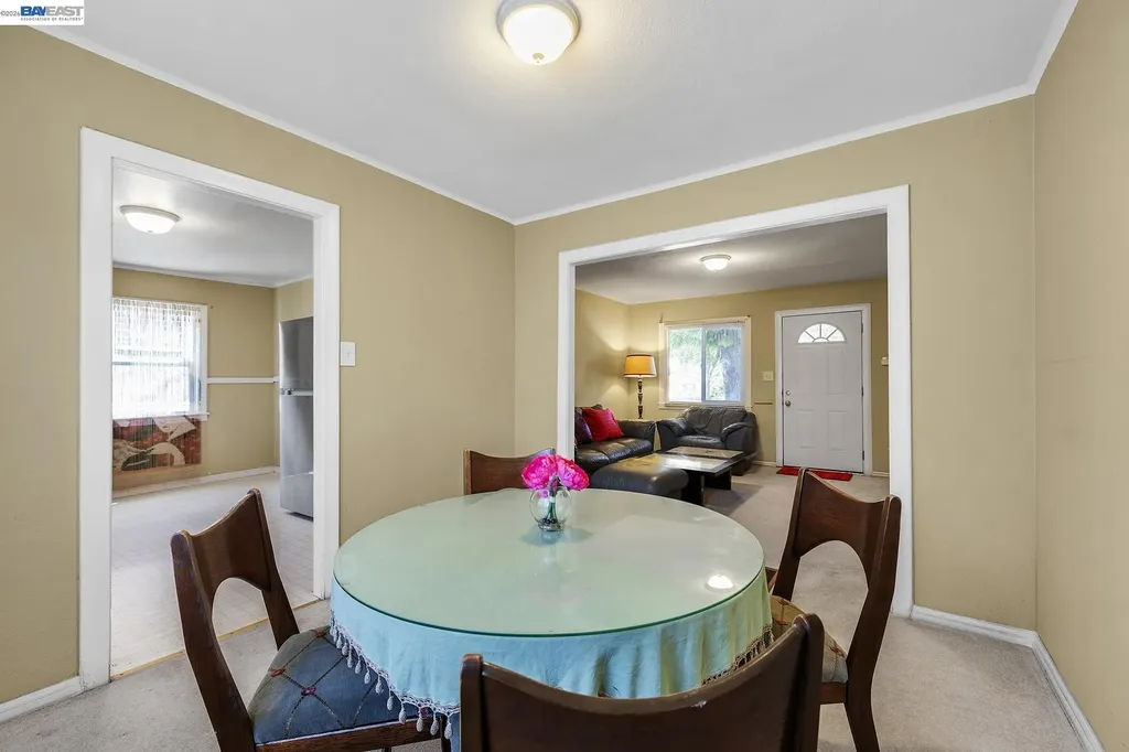 462 Hampton Road Hayward CA 94541