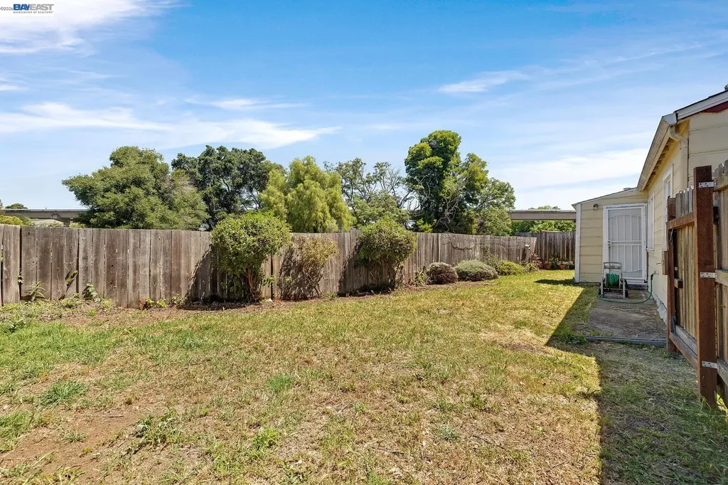 462 Hampton Road Hayward CA 94541