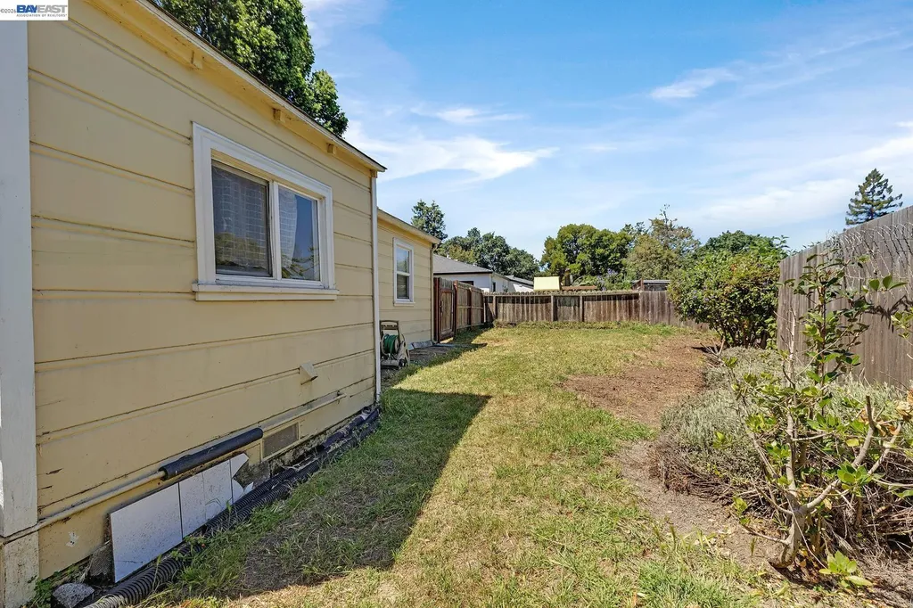 462 Hampton Road Hayward CA 94541