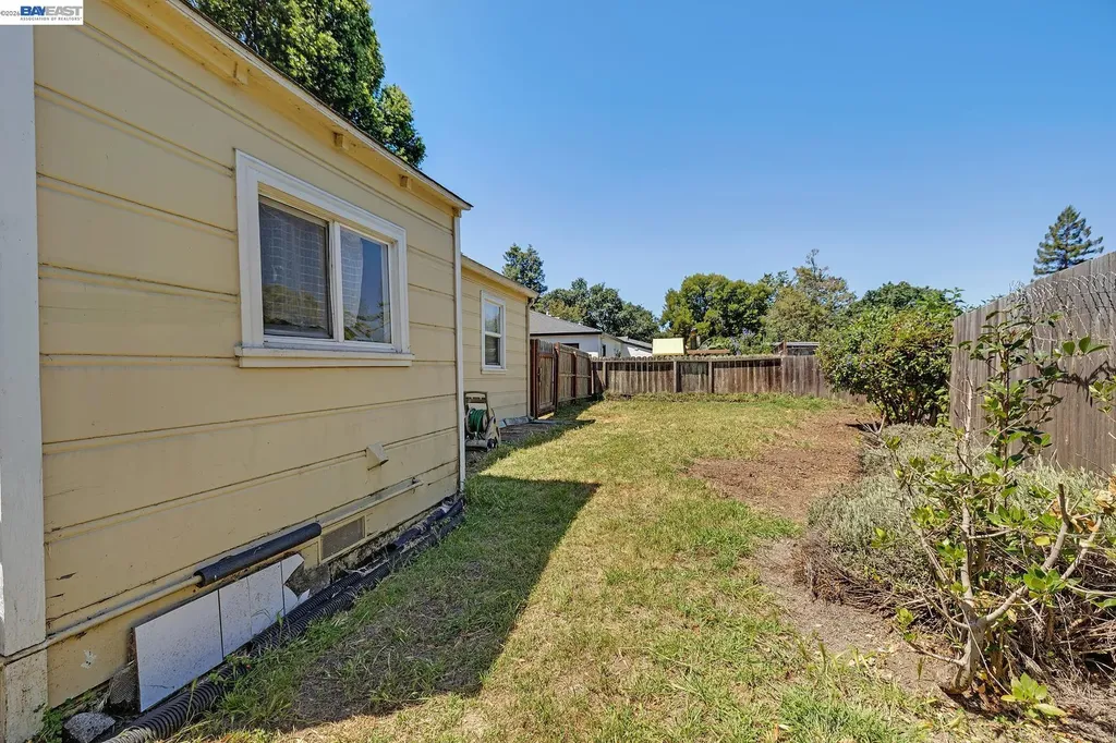 462 Hampton Road Hayward CA 94541