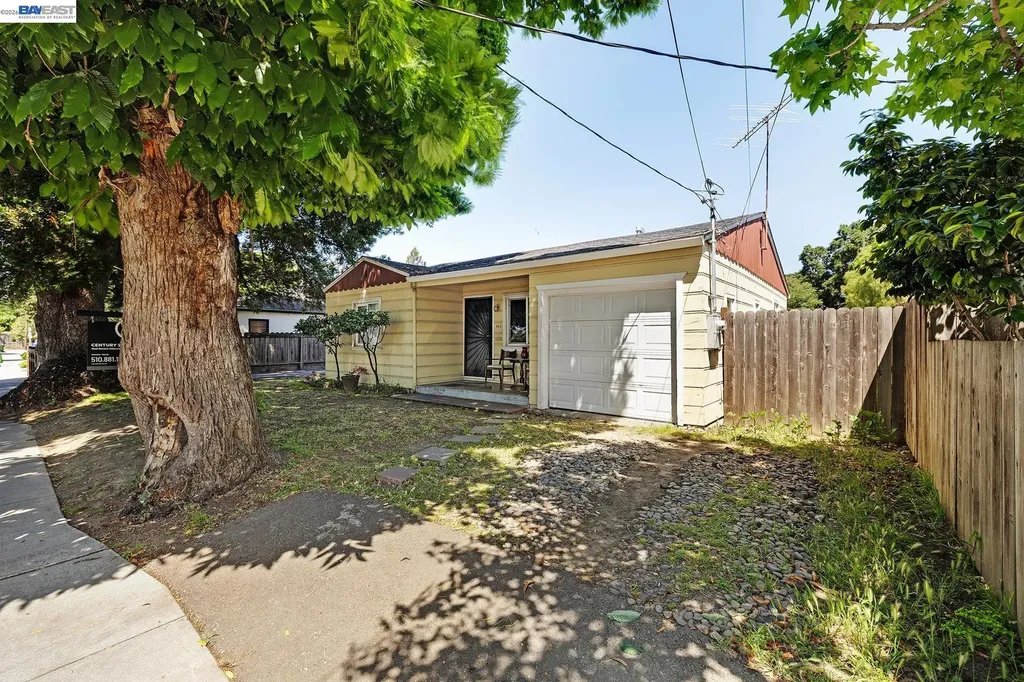 462 Hampton Road Hayward CA 94541