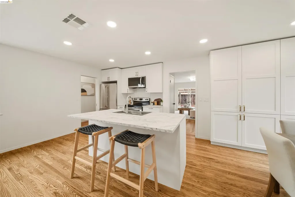 1722 Via Chorro San Lorenzo CA 94580