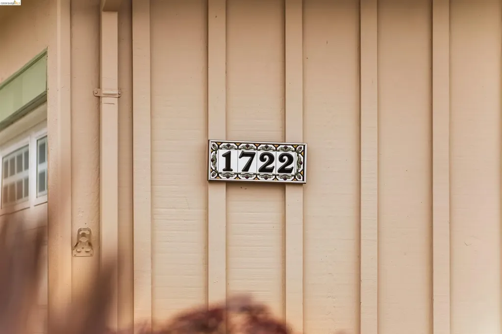 1722 Via Chorro San Lorenzo CA 94580