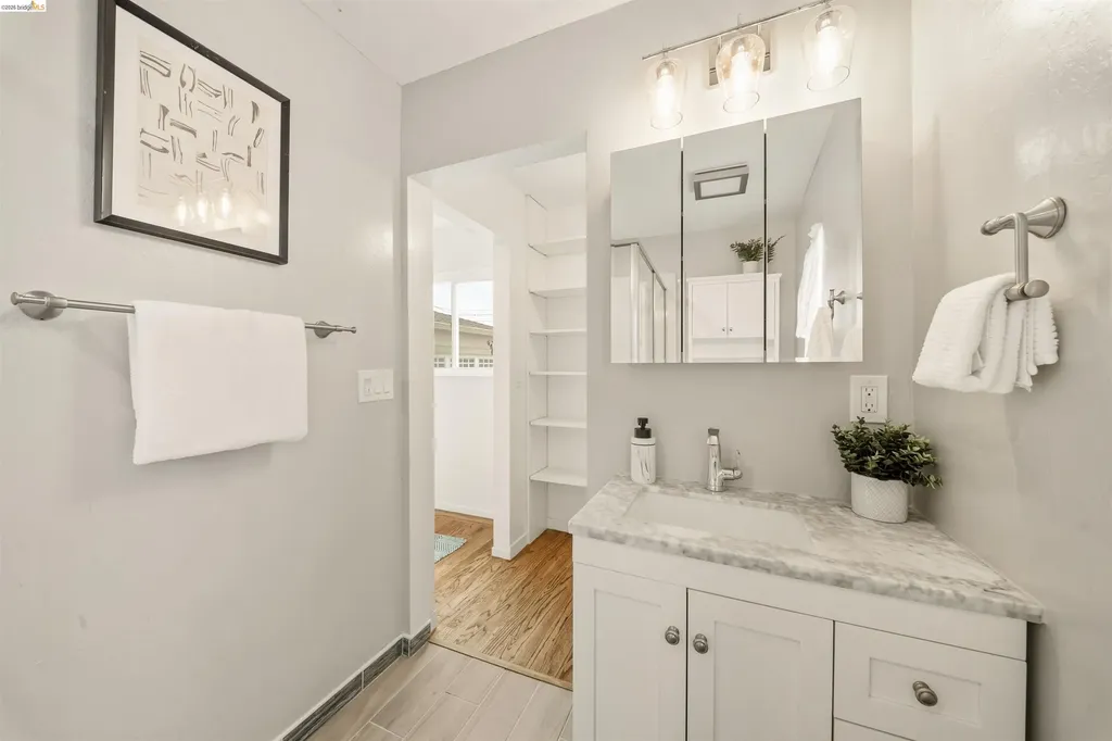 1722 Via Chorro San Lorenzo CA 94580