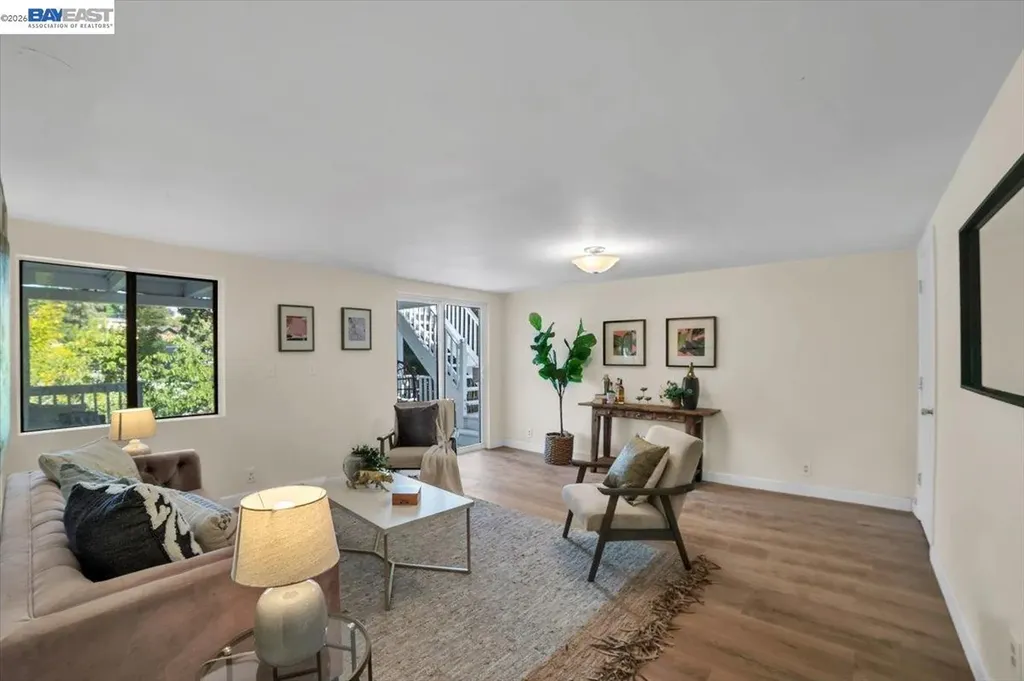 652 Valle Vista Avenue Oakland CA 94610