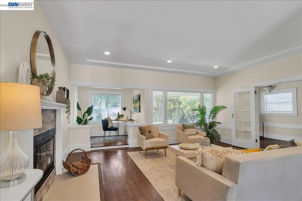 652 Valle Vista Avenue Oakland CA 94610