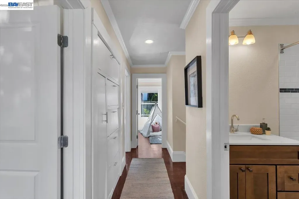 652 Valle Vista Avenue Oakland CA 94610