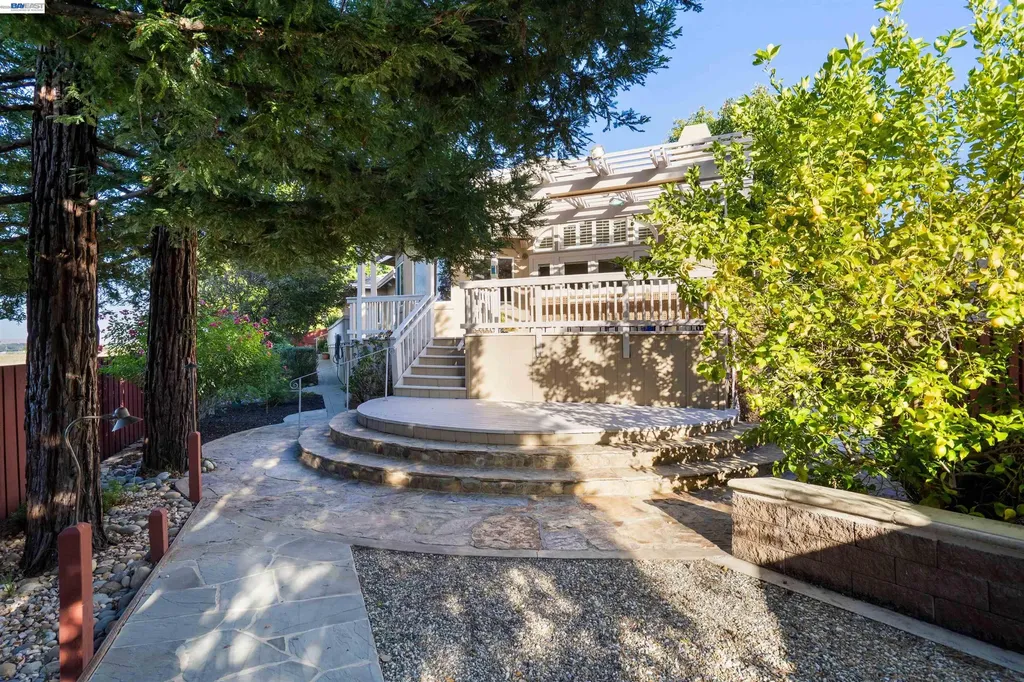 2781 Vista Diablo Court Pleasanton CA 94566