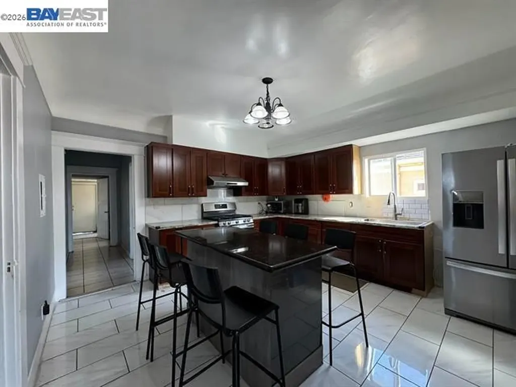 1436 52nd Avenue Oakland CA 94601