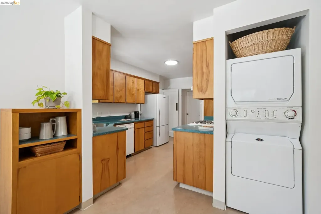 73 Kingston Road Kensington CA 94707