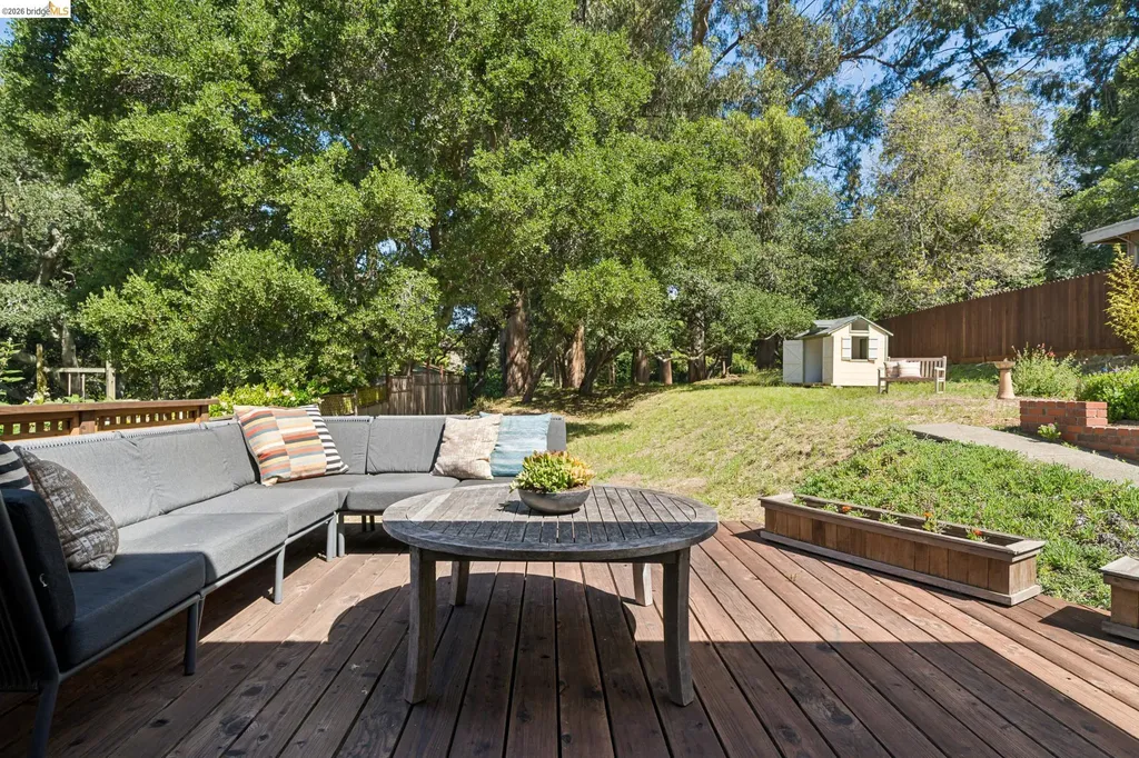 73 Kingston Road Kensington CA 94707