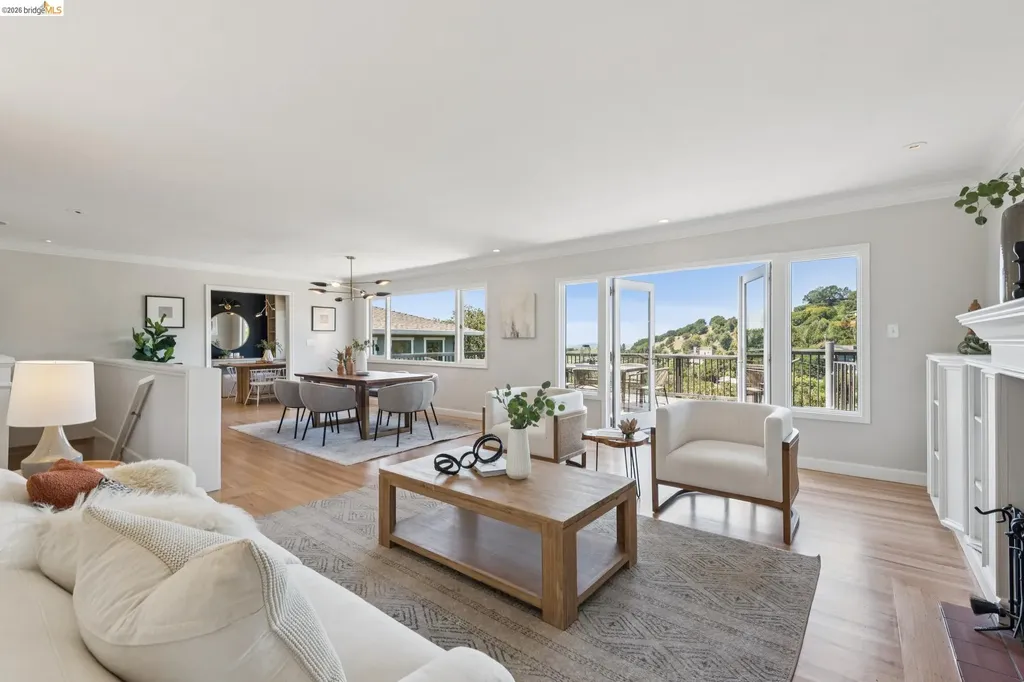 453 Scenic Avenue Piedmont CA 94611