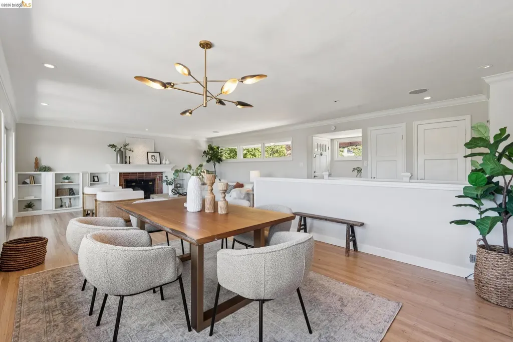 453 Scenic Avenue Piedmont CA 94611