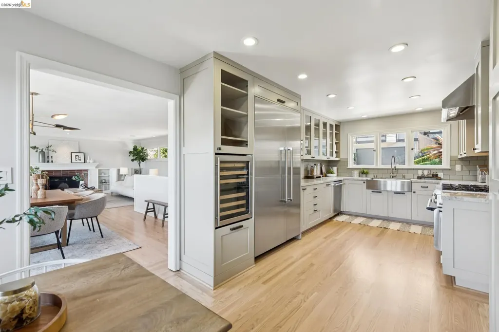 453 Scenic Avenue Piedmont CA 94611