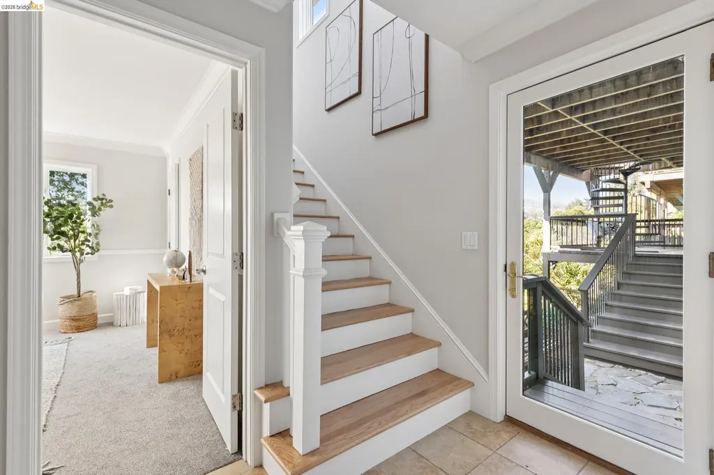 453 Scenic Avenue Piedmont CA 94611