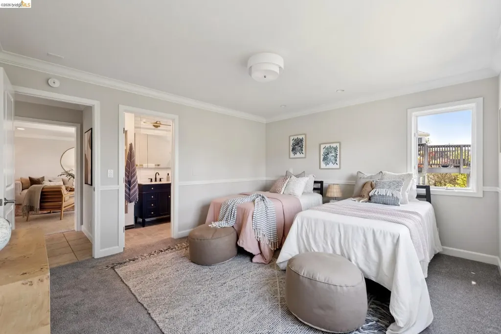 453 Scenic Avenue Piedmont CA 94611