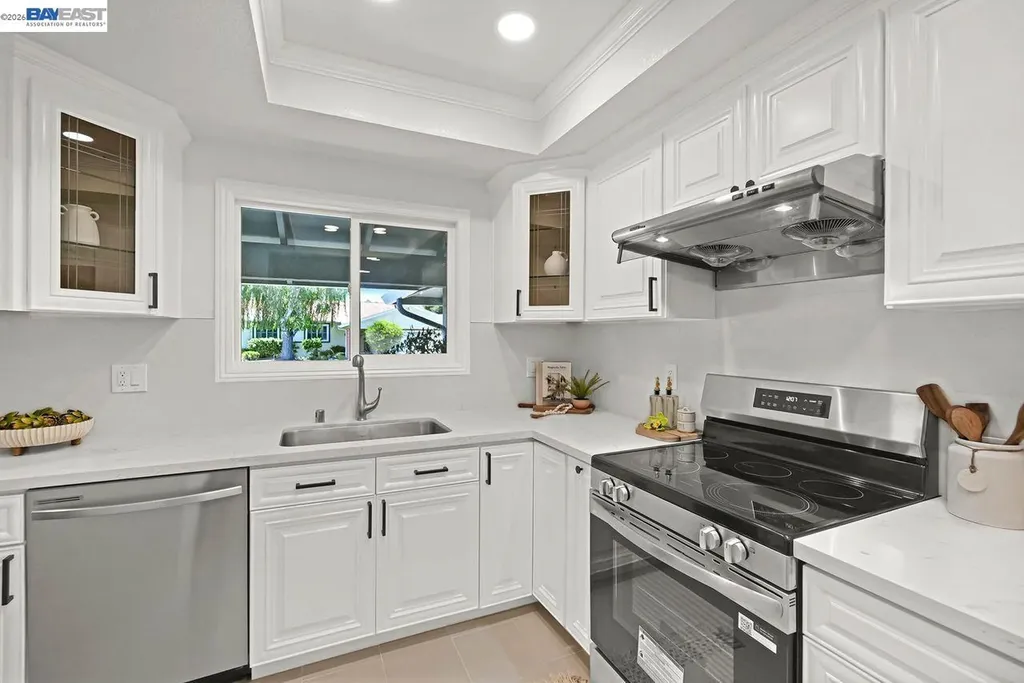 34352 Newton Court Fremont CA 94555