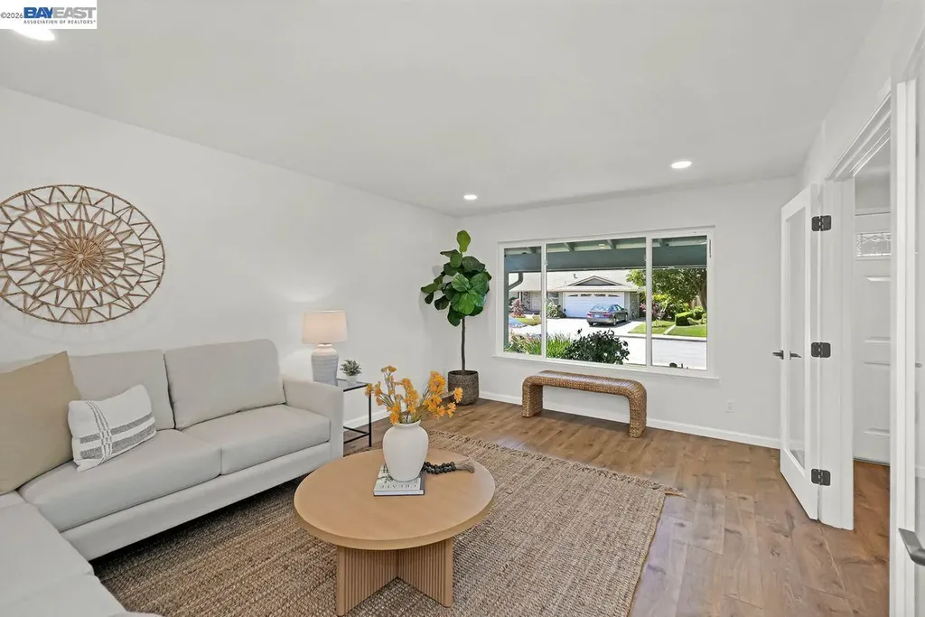 34352 Newton Court Fremont CA 94555