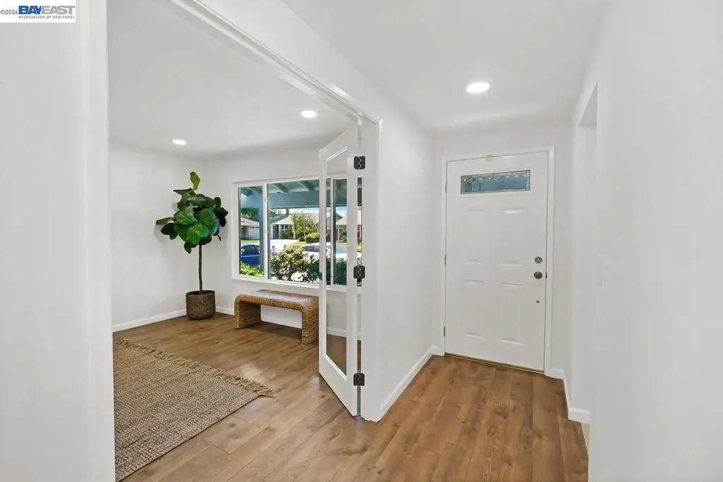 34352 Newton Court Fremont CA 94555