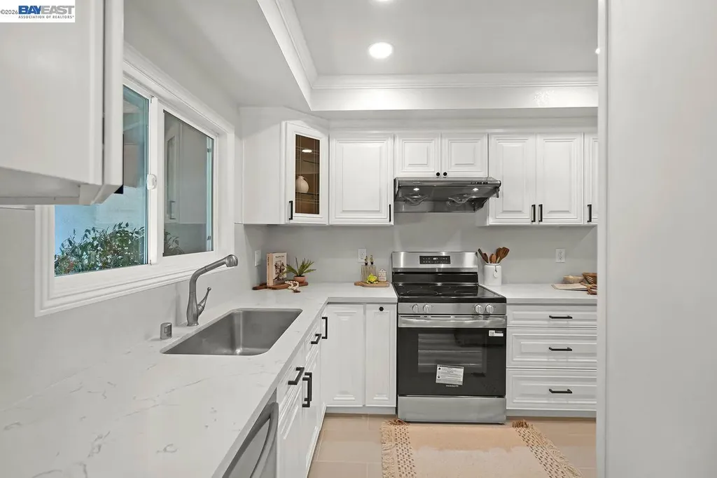 34352 Newton Court Fremont CA 94555