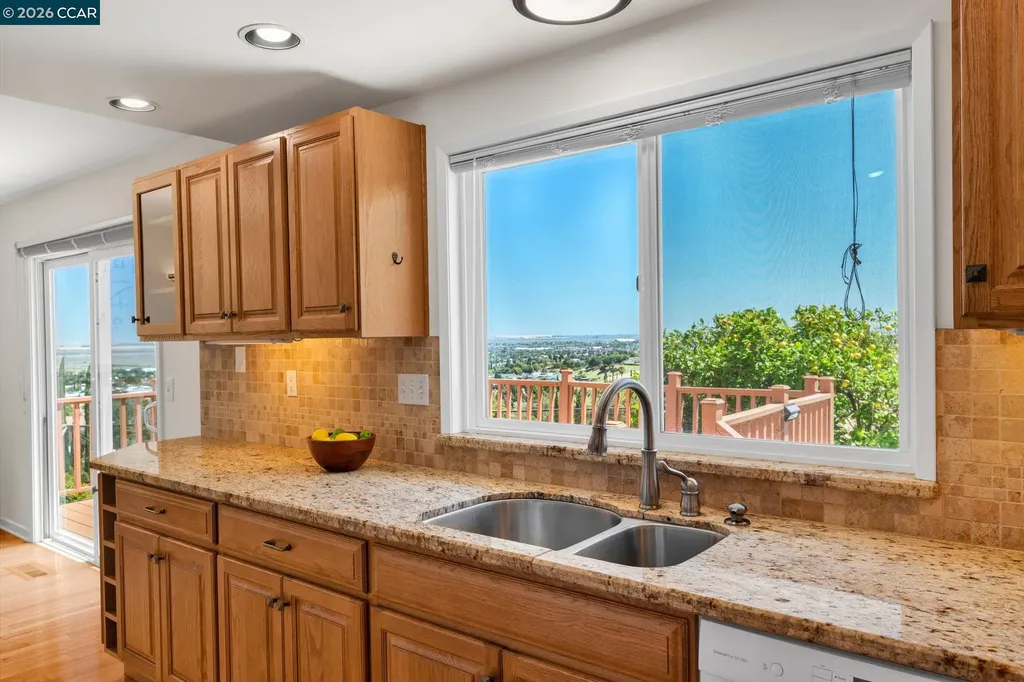 2240 Westwood Lane Pittsburg CA 94565
