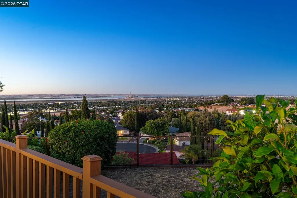 2240 Westwood Lane Pittsburg CA 94565