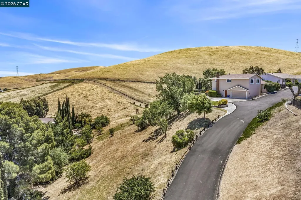 2240 Westwood Lane Pittsburg CA 94565